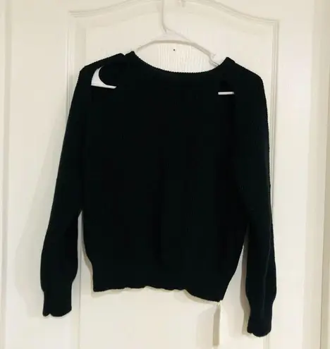 Commense Women's Cold Shoulder Cutout Sweater Knit Pullover Black Size Small NWT