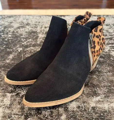 Very Volatile Black/Leopard Suede Ankle Boots Size 7