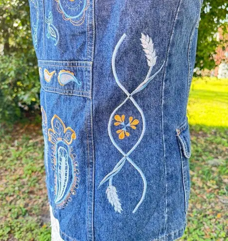 Cherokee  Women’s Embroidered Denim Blazer Jacket Paisley Life‎ is Good Size 8