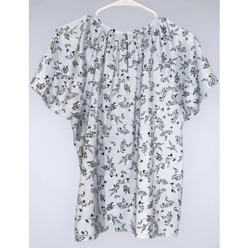 Premise Light Blue With Black Floral Print Short Sleeve Pullover Top L