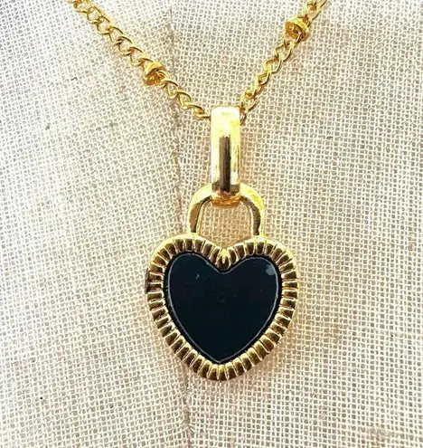 Dainty gold tone heart pendant necklace Gold