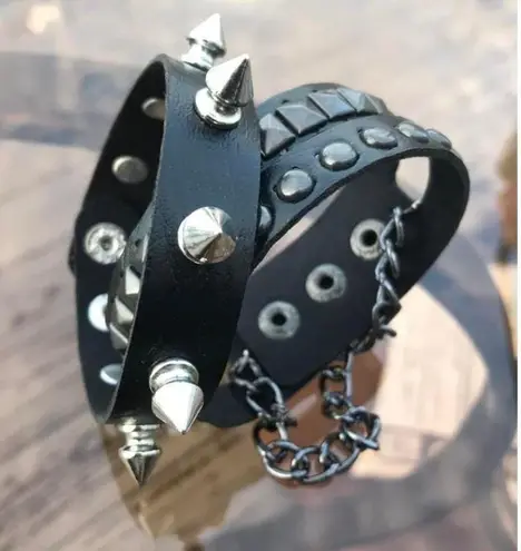 2 PCs faux leather chain spike studded Bracelets — Black