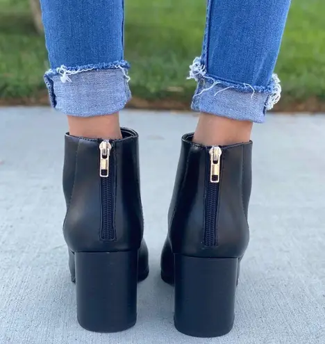 Black vegan Leather Ankle Bootie Size 8