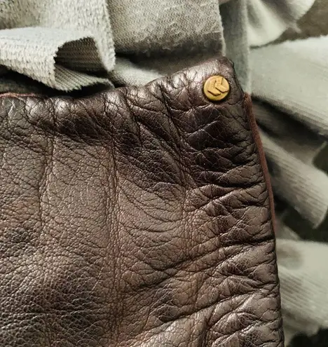 Isotoner LEATHER GLOVES