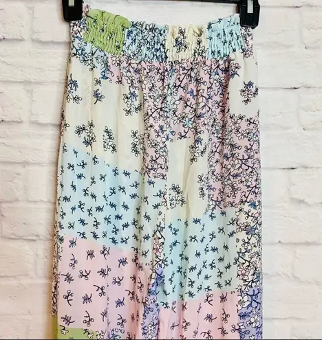 Boutique NEW Floral Patch Pants