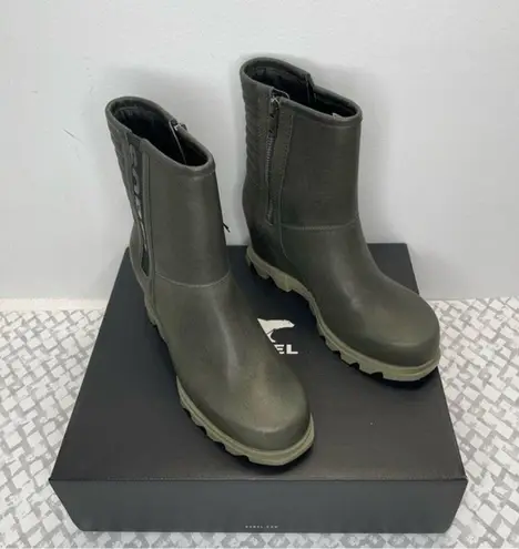 Sorel  Joan of Arctic III sz 8.5 Waterproof Leather Moto Wedge Boots, Dark Moss,