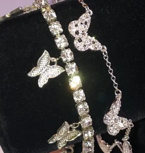 Elegant Silver Tone Rhinestone Butterfly Ankle Bracelet Set