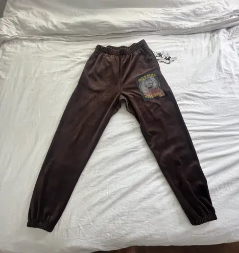 Boys Lie “only time will tell” brown velour velvet graphic jogger sweat pants M