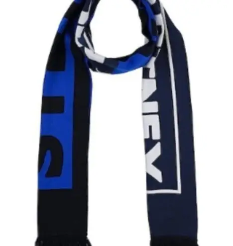 Stella McCartney knit scarf blue black and white