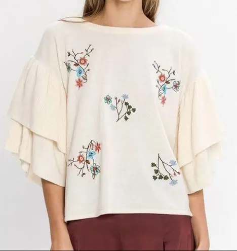 Jealous Tomato Cream Embroidered Sweater Size Small