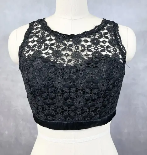 My Michelle Womens Crop Top Size 9 Black Lace Sleeveless Gothic Romantic Party