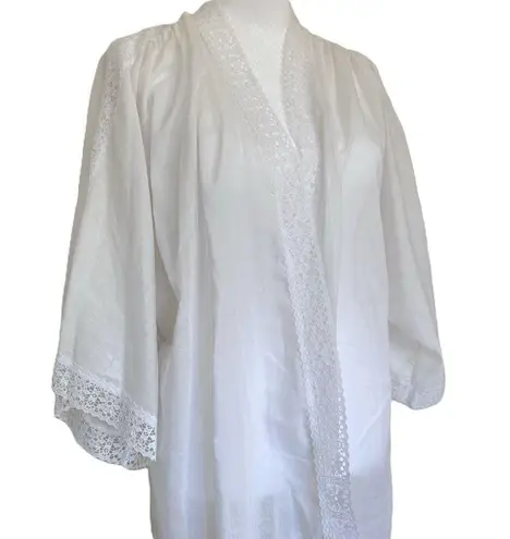 Vintage Robe House Coat White Eyelet Lace Cotton Caftan Women's One Size Size undefined