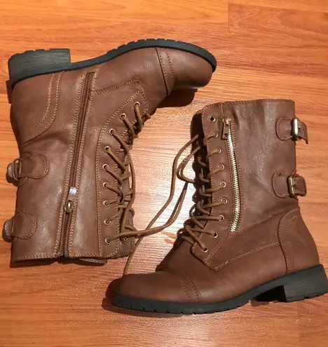 Forever 21 Double Buckle Combat Boots Brown Size 8 25 44 Off Retail From Cheri