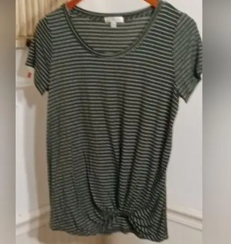 Nine Britton Women's Olive Green and White Striped Knot Front Tee Shirt XL