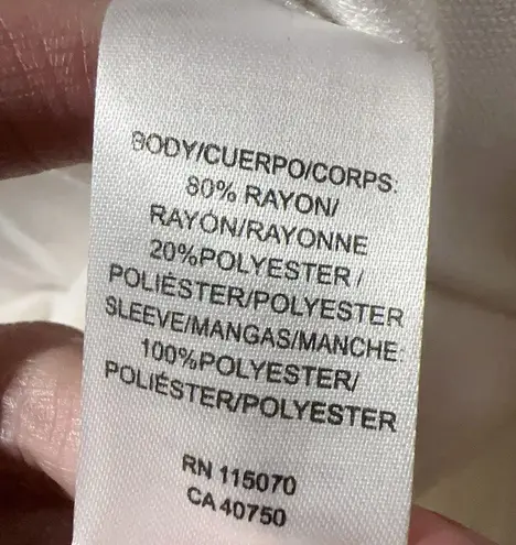 HAILEY LYN white ivory floral hollow long sleeve sweater dress crewneck knee Size undefined