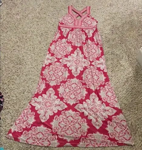 Pink sleeveless maxi dress