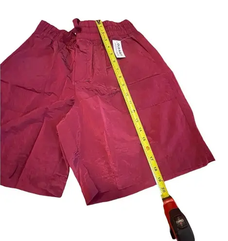 Old Navy NWT  High-Waisted Dark Pink Bermuda Shorts Size Small