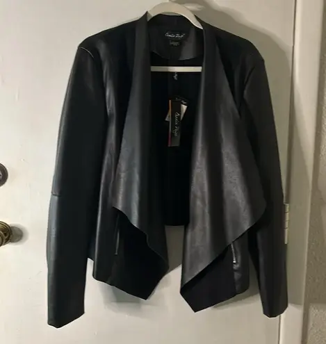 Charlie Paige  Black Faux Leather Wing Collar Jacket Size XL