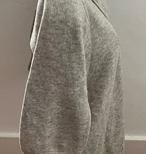 M Rena 100% lambswool gray crochet detailing V