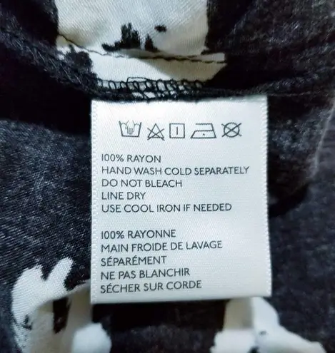 Coincidence & Chance Drop Waist Pleated Crewneck Size M