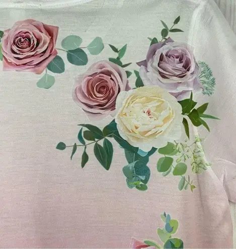 Gibson Graceland Elvis Presley Guitar and Roses Pink Sparkle Top Size Medium