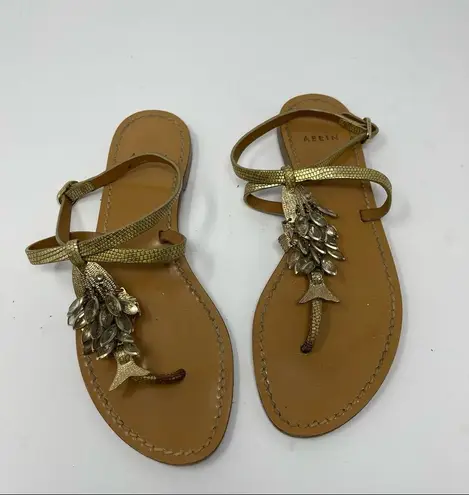 Aerin golden peddle leather t strap sandals with fish scale gem designs 6.5
