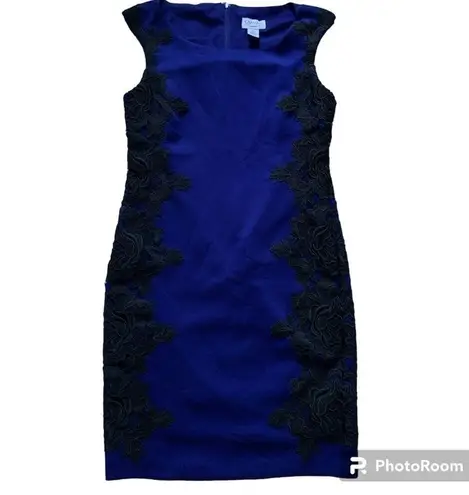 Carmen Marc Valvo Black Applique Lace Panel Deep Blue Dress in Size 4