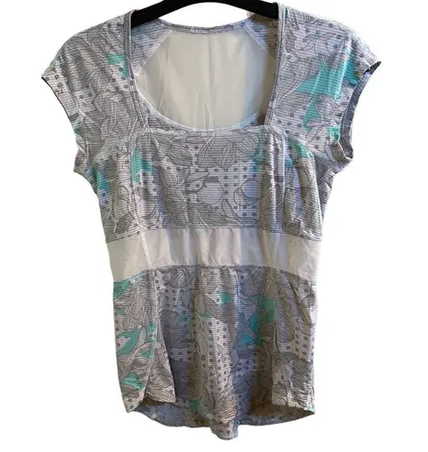 Lululemon  Grey, White, & Turquoise Size XS Mesh Short Sleeve Top.