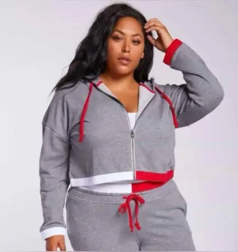 Trendy Gray and Red Zip