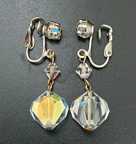 Vintage Unsigned Laguna Faceted AB Crystal Aurora Borealis Drop Earrings 10g White