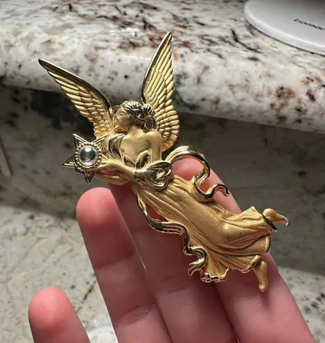 Signed JJ Angel Pin Brooch Brushed Gold Tone Aurora Borealis Rhinestone Star