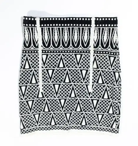 Intermix Exclusive For Black White Print Pattern Stretch Knit Mini Skirt Small