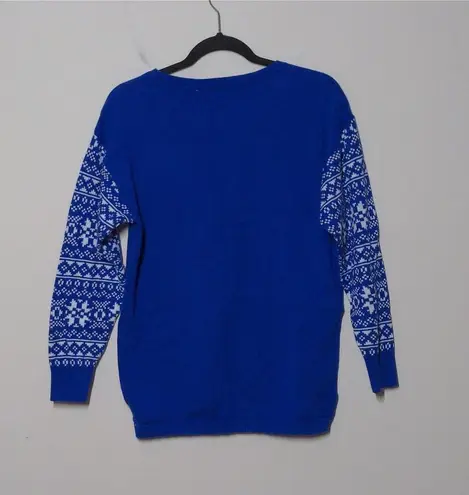 Isabella's Closet Penguins Kissing Under Mistletoe Ugly Christmas Sweater Large