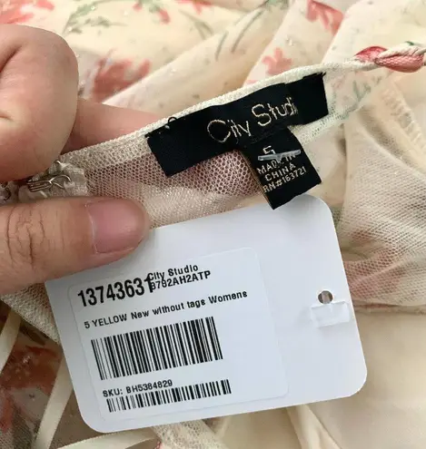 NEW City Studio Floral Dot Corset Maxi Gown in Light Yellow Size undefined