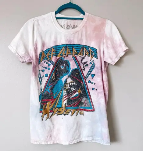 Def Leppard Pink Tie Dye Graphic Short Sleeve Tee Size Medium