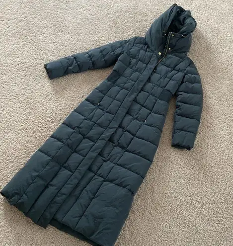 Cole Haan long down puffer jacket. Xs