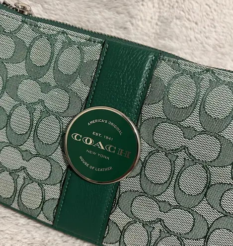 Coach  C8306 Lonnie Baguette In Signature Jacquard & Leather Green