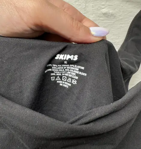 SKIMS Fits Everybody Square Neck Bodysuit