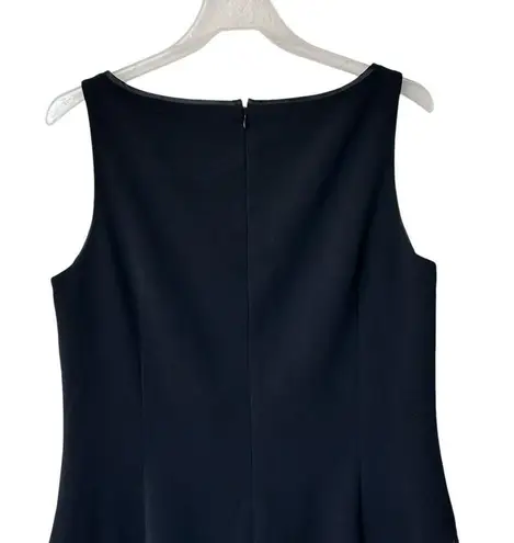 Lafayette 148 NY sheath black Dress 8 Sleeveless Straight Minimalist classic