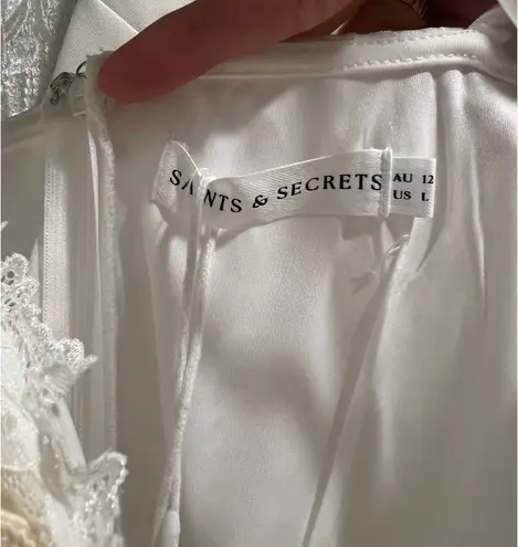 Selfie Leslie  Passione Tied Bust Lace Maxi Dress White