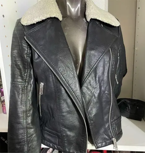 Women's Black Faux Leather Jacket M Quilted Sleeves Sherpa Collar Size M
