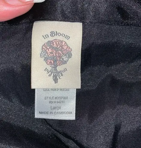 JONQUIL Black Satin Nightshirt w/ Red Trim size large