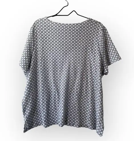 Woman Within Black and White T Shirt Women’s Plus Size 22/24 Embroidered Tee