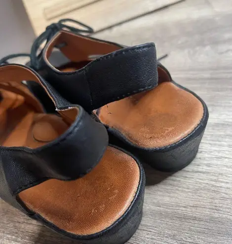 L’Amour Des Pieds Brettany Black Leather Sandals Size 9