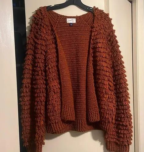 Universal Threads Sweater