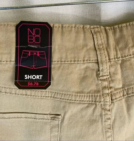 No Bo  Juniors (women’s) Beige Khaki Shorts NEW size 15