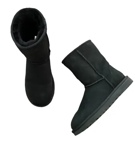 UGG Classic Short II Black Suede Shearling Boots Size 7