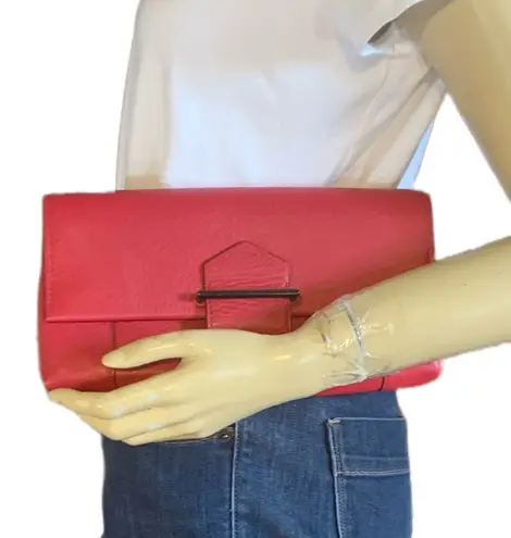 REED KRAKOFF BERRY RED LEATHER CLUTCH WITH DUST BAG Pink