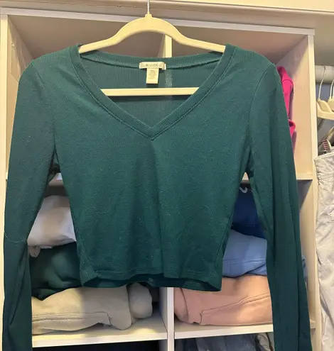 Bozzolo Dark Green Long Sleeve Crop Top