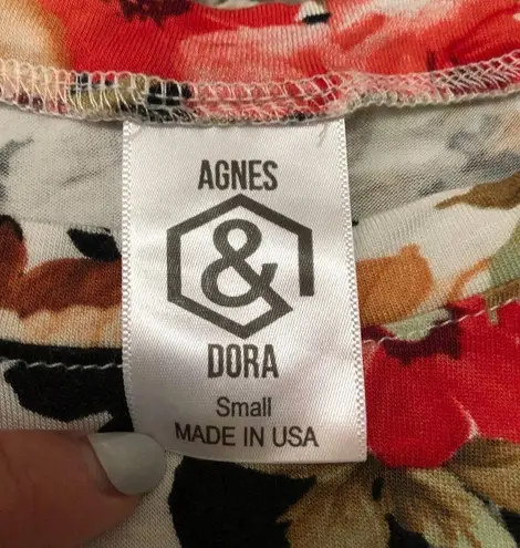 Agnes & Dora SMALL Soft Floral Relaxed Ruffle Hem Short Sleeve Top